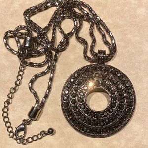 Elegant Marcasite Silver Pendant Necklace with adjustable chain